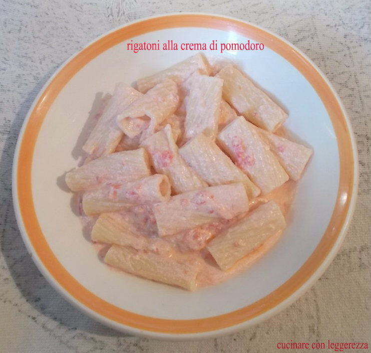 Rigatoni alla crema di pomodoro