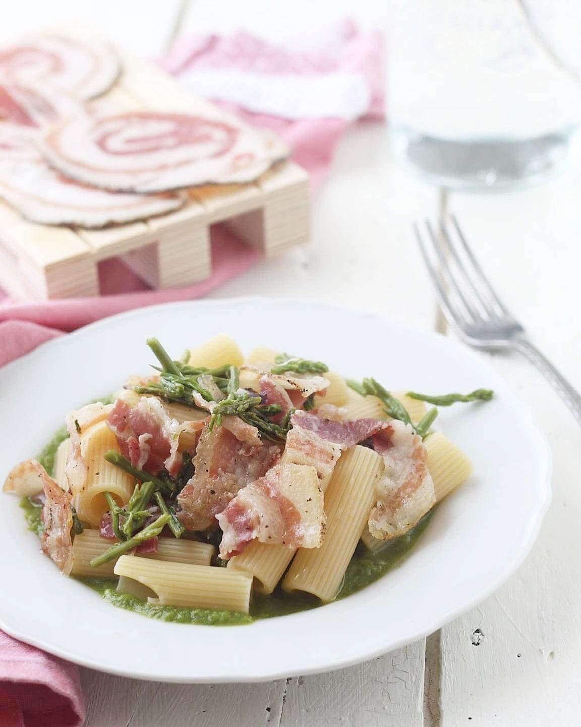 Rigatoni asparagi e pancetta