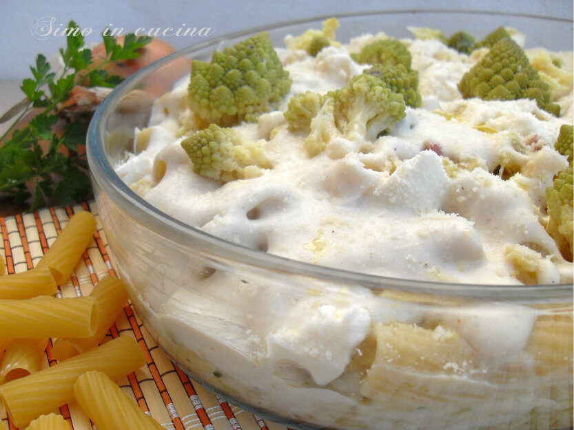 Rigatoni gratinati con broccoli romani