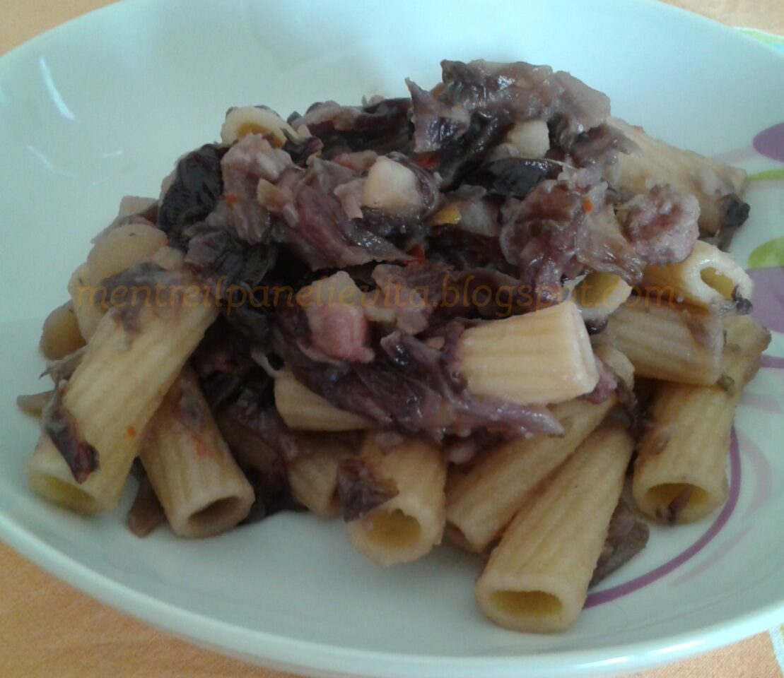 Rigatoni patate e radicchio