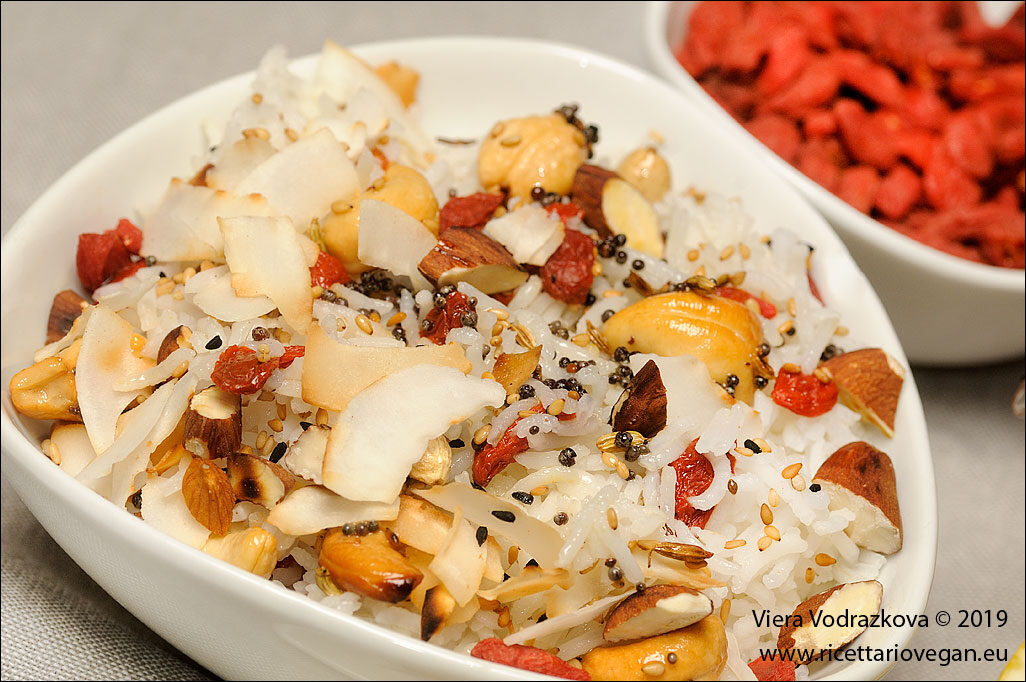 Riso basmati al vapore dolce e speziato