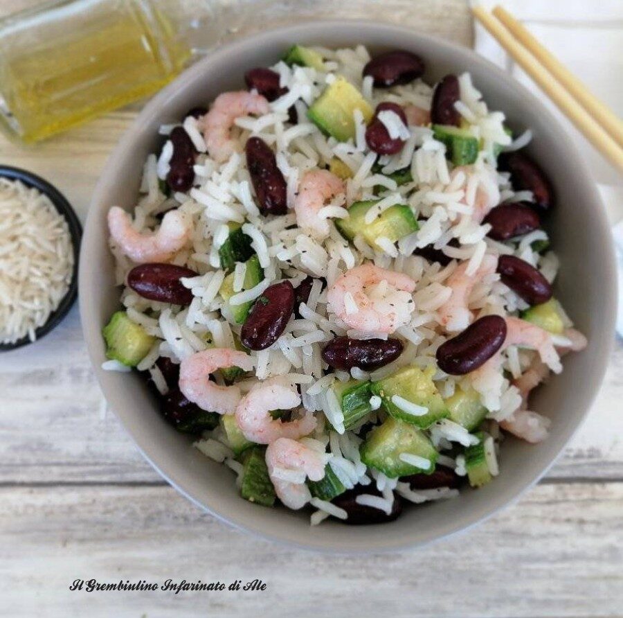 Riso basmati con fagioli rossi, zucchine e gamberetti