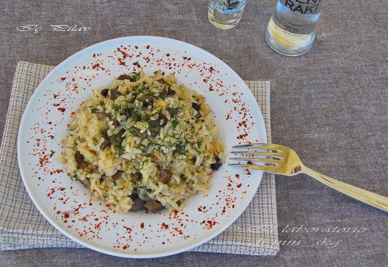 Riso pilav alle frattaglie (i̇ç pilav)