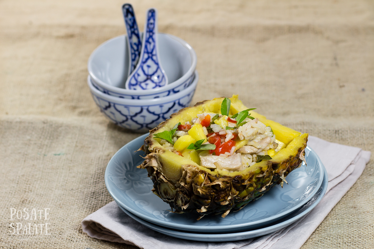 Riso saltato con ananas e maiale, per indugiare sull’estate