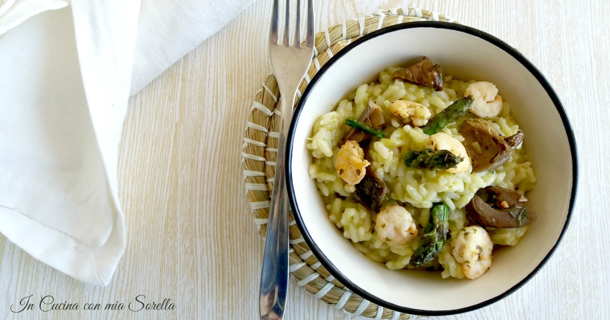 Risotto agli asparagi, porcini e gamberetti