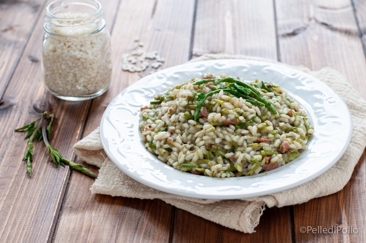 Risotto ai bruscandoli (luppolo selvatico)