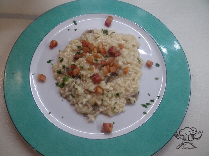 Risotto ai funghi con pancetta croccante
