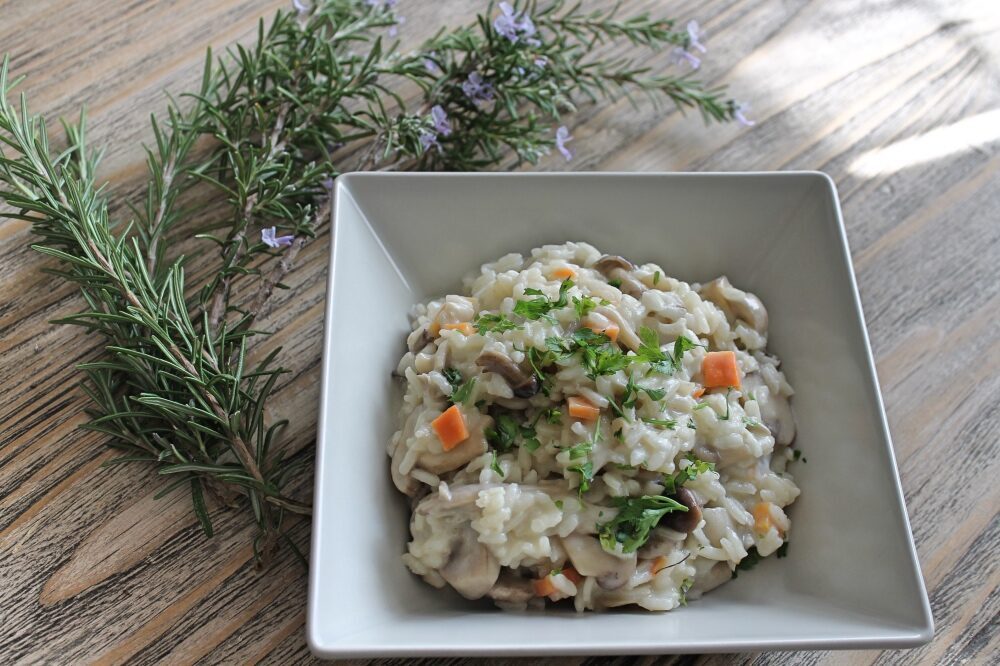 Risotto ai funghi misti e caciotta di capra