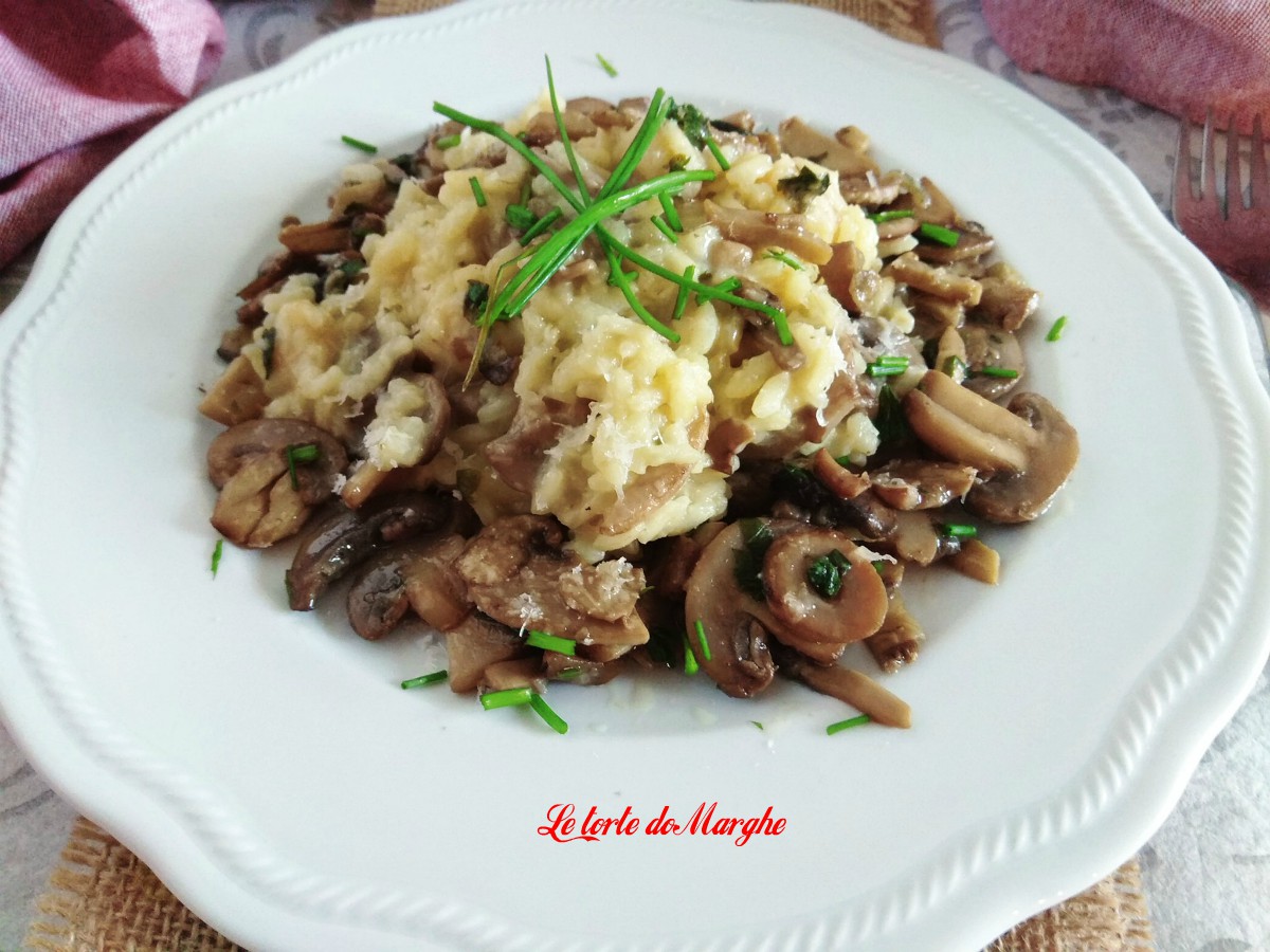 Risotto ai funghi prataioli e parmigiano