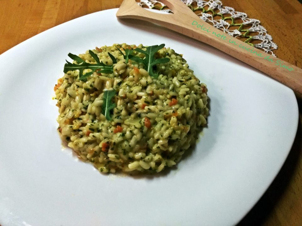 Risotto al pesto di rucola e pomodorini