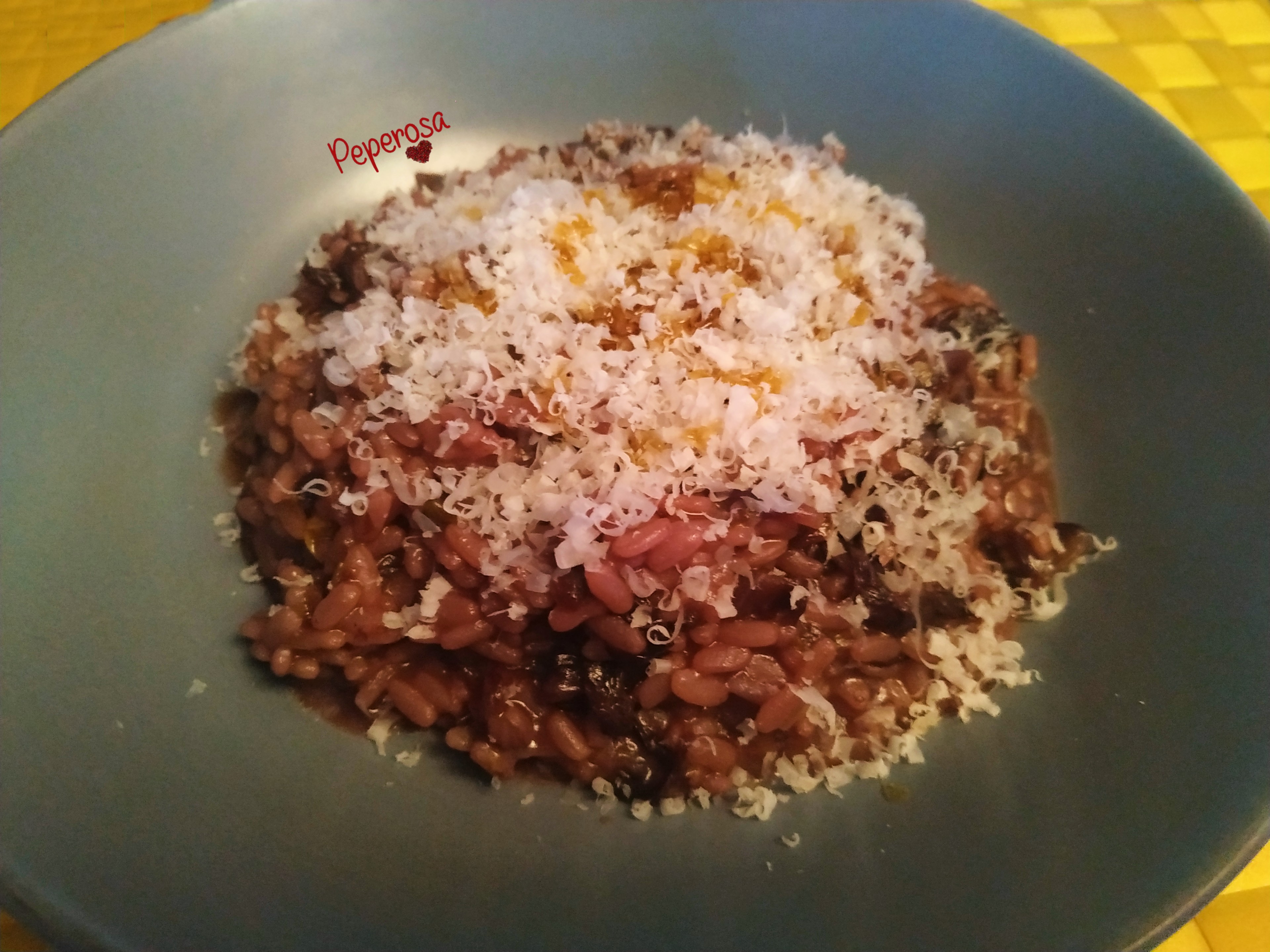 Risotto al radicchio e salsa al miele e soia
