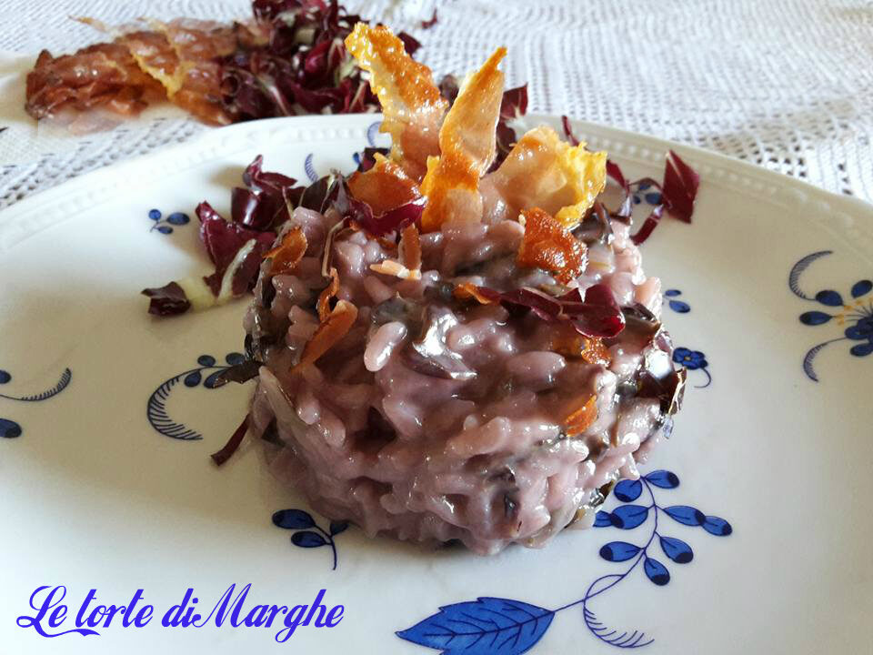 Risotto al radicchio e speck croccante..
