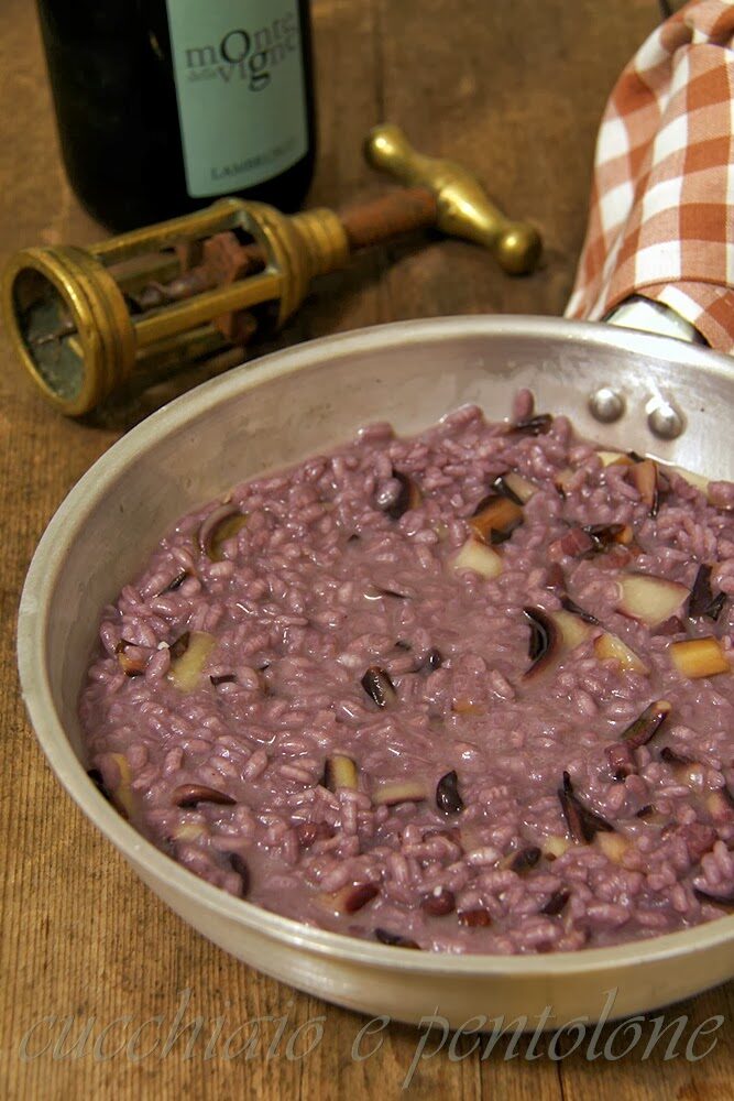 risotto al radicchio, lambrusco e pancetta