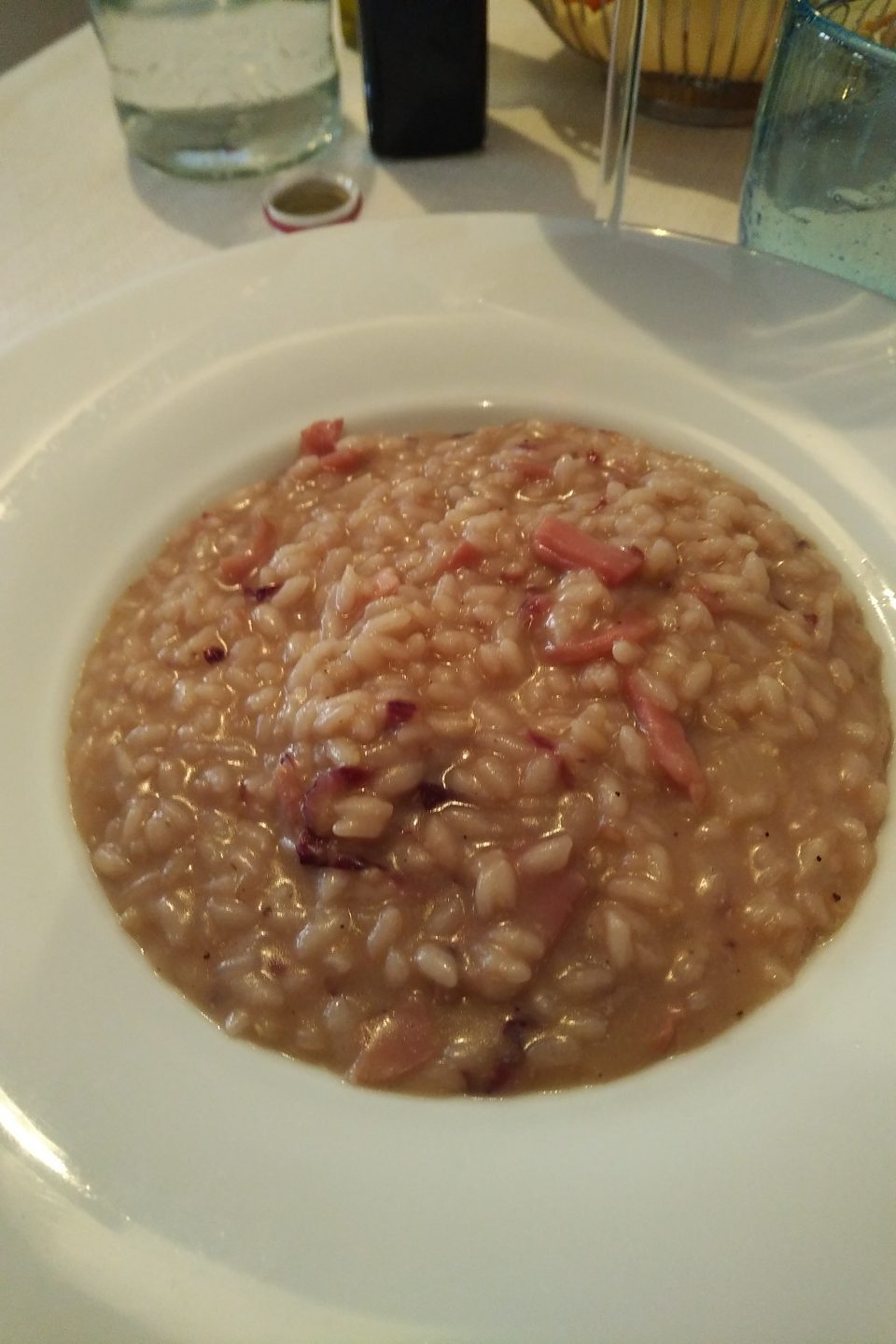 Risotto al radicchio, pancetta e vino rosso