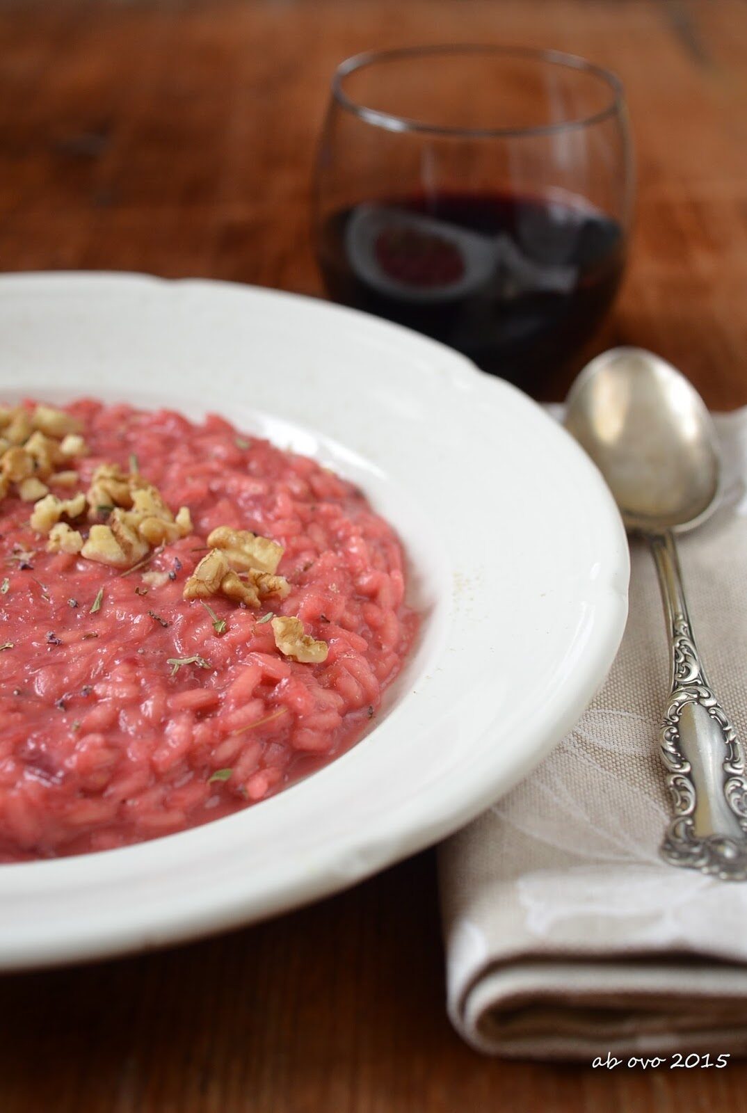 Risotto alla barbabietola, taleggio e noci