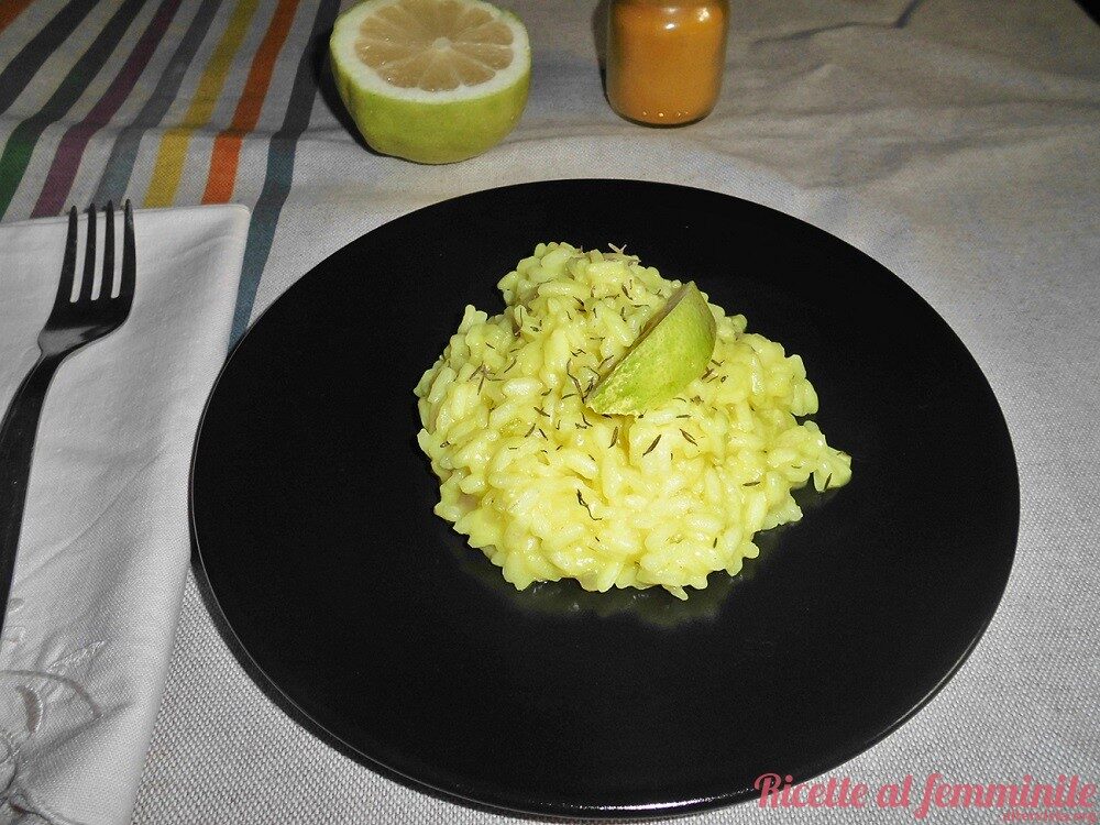 Risotto alla curcuma, un piatto leggero ed economico