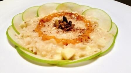 Risotto alla mela, cannella e semi di zucca