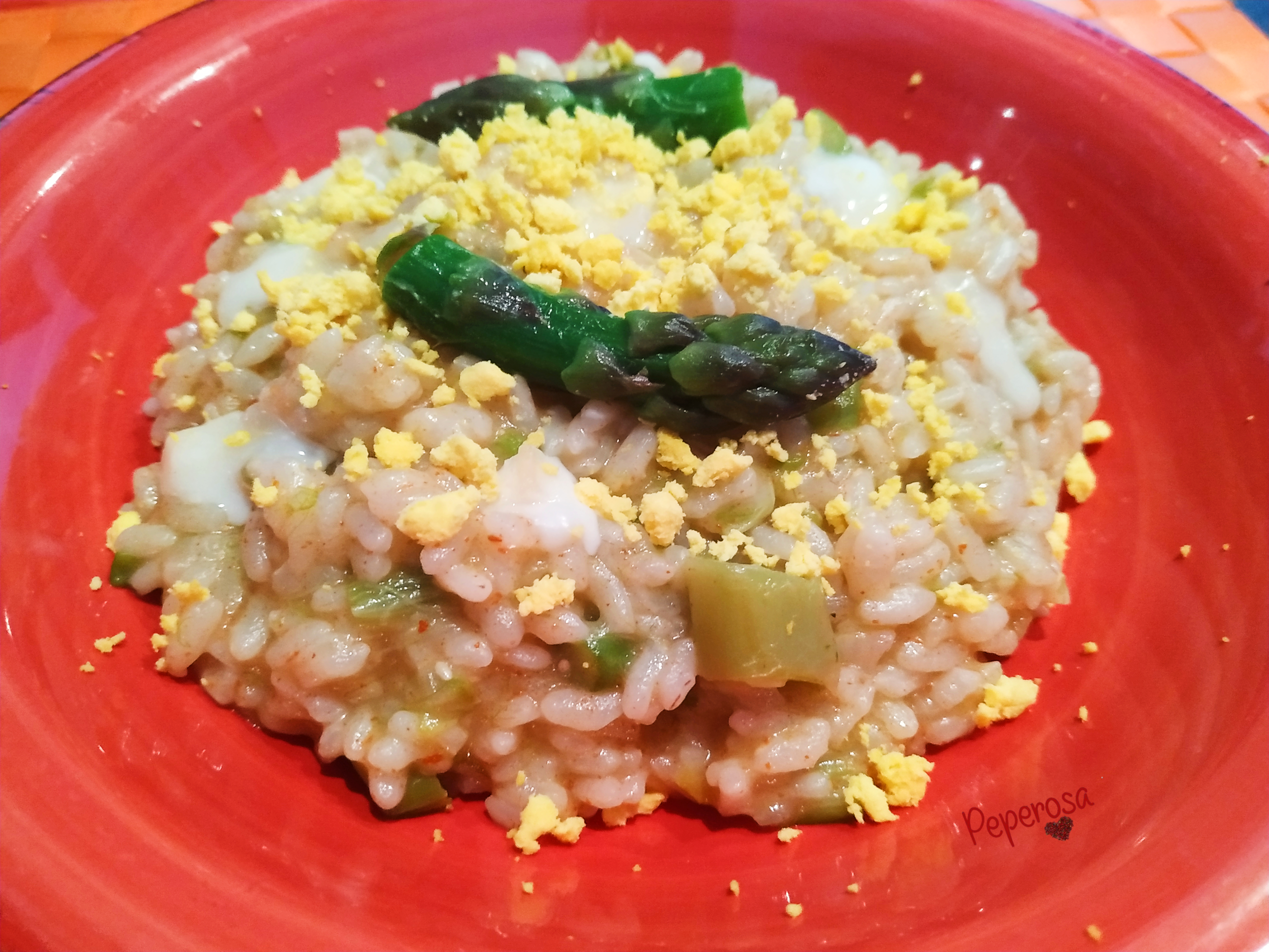 Risotto asparagi e taleggio ai gamberi e tuorlo