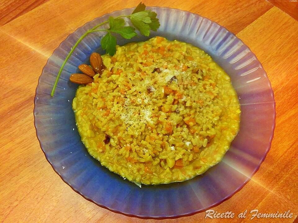 Risotto carote, mandorle e zenzero