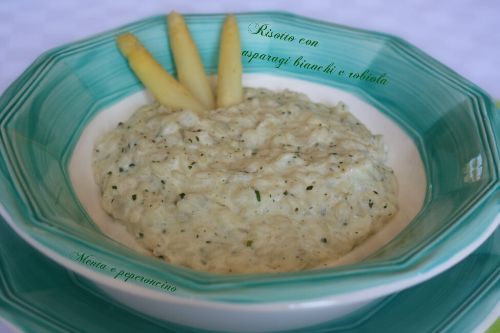 Risotto con asparagi bianchi e robiola