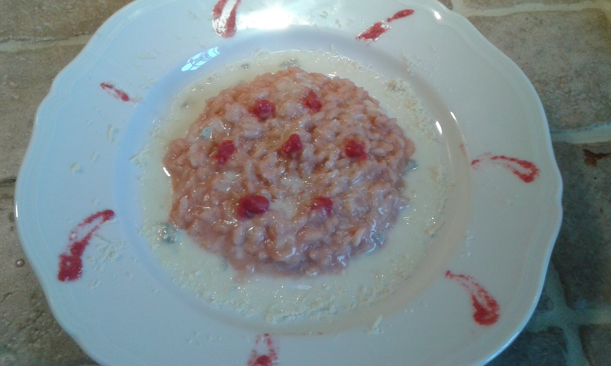 Risotto con crema di rapa rossa e gorgonzola