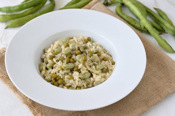 Risotto con fave e piselli