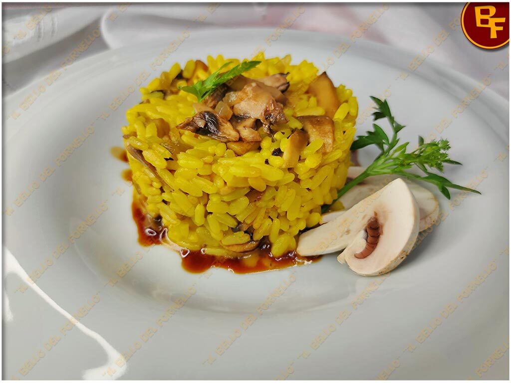 Risotto con funghi zafferano e aceto balsamico