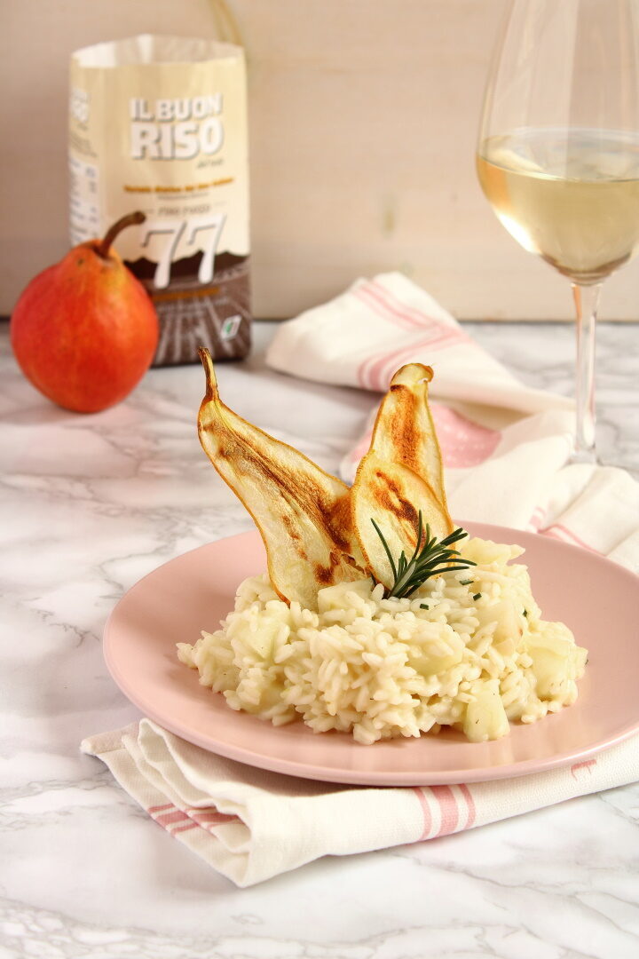 Risotto con pere stracchino e rosmarino