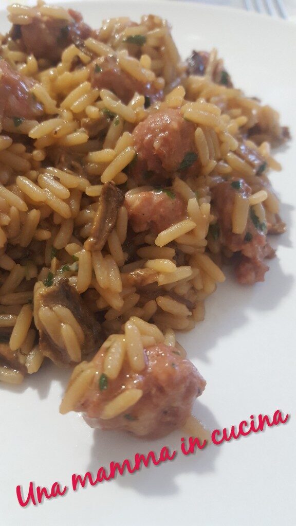 Risotto con salsiccia e funghi