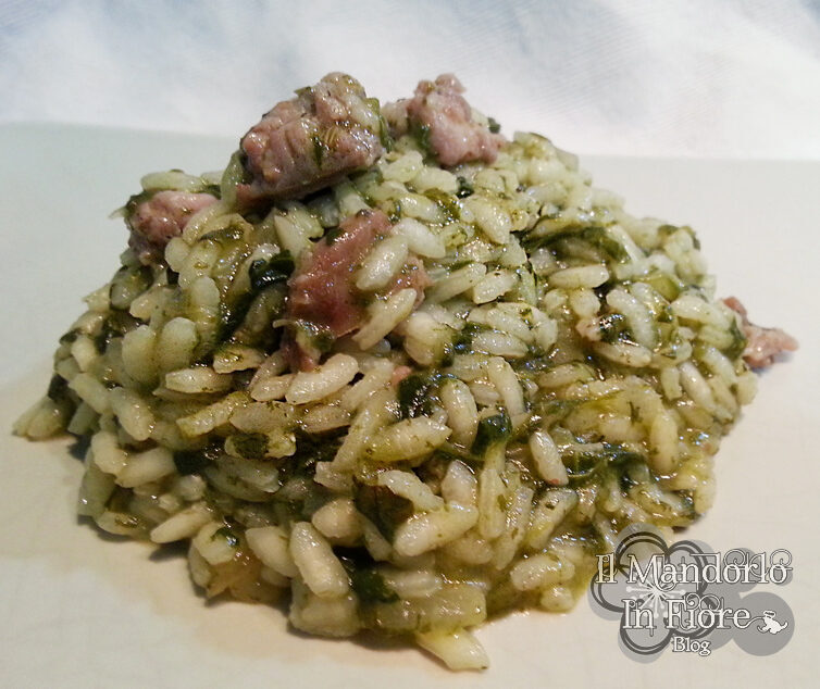 Risotto con spinaci e salsiccia