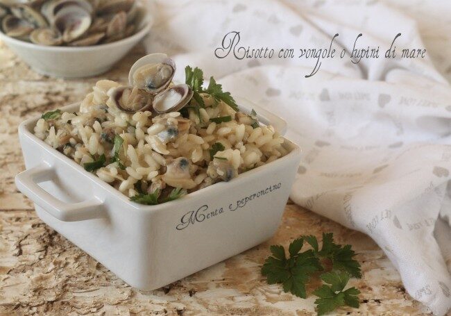 Risotto con vongole o lupini di mare