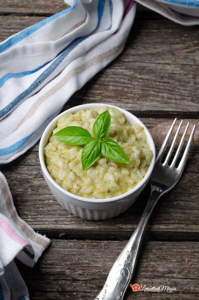 Risotto cremoso al pesto di basilico