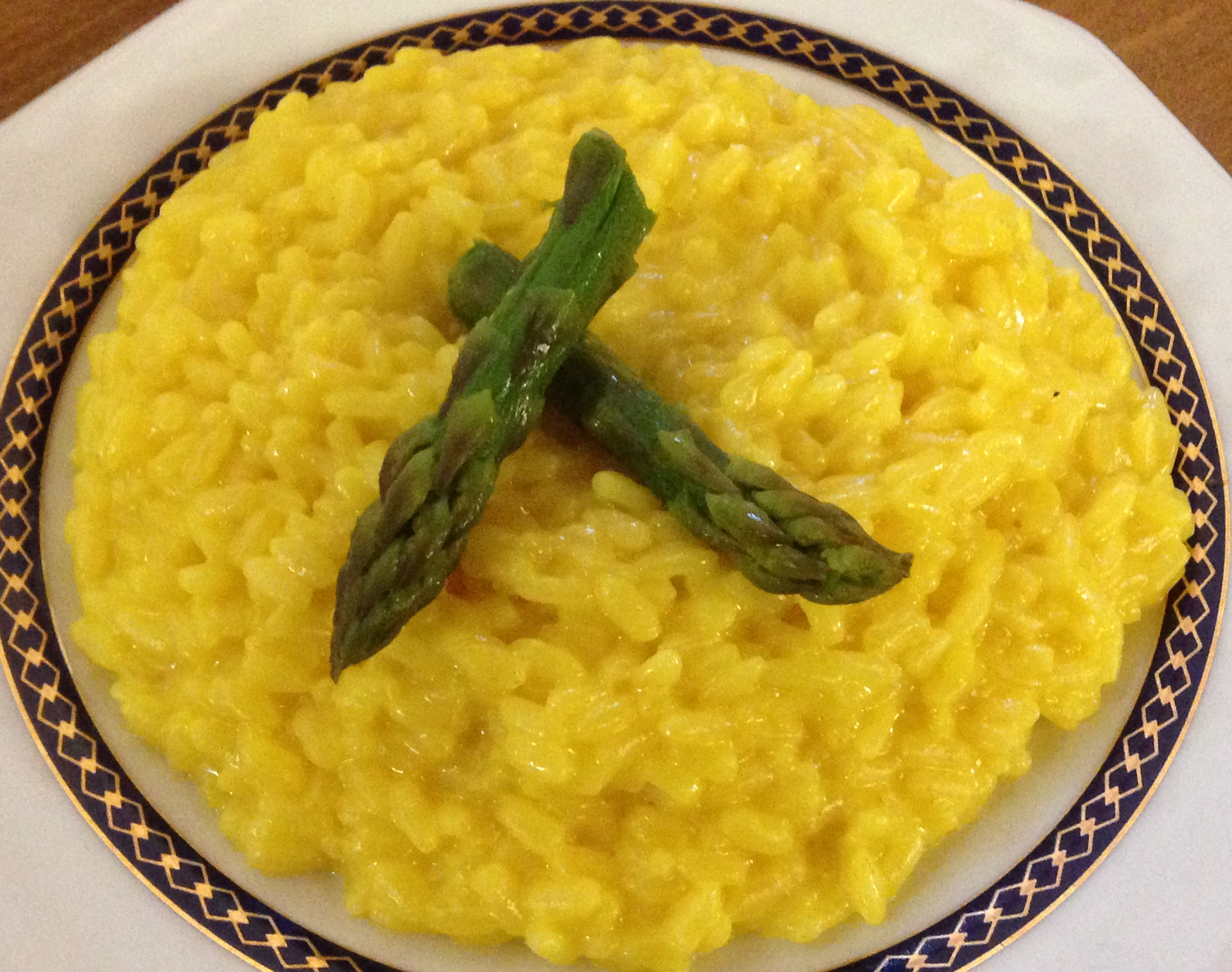 Risotto cremoso con zafferano e stracchino