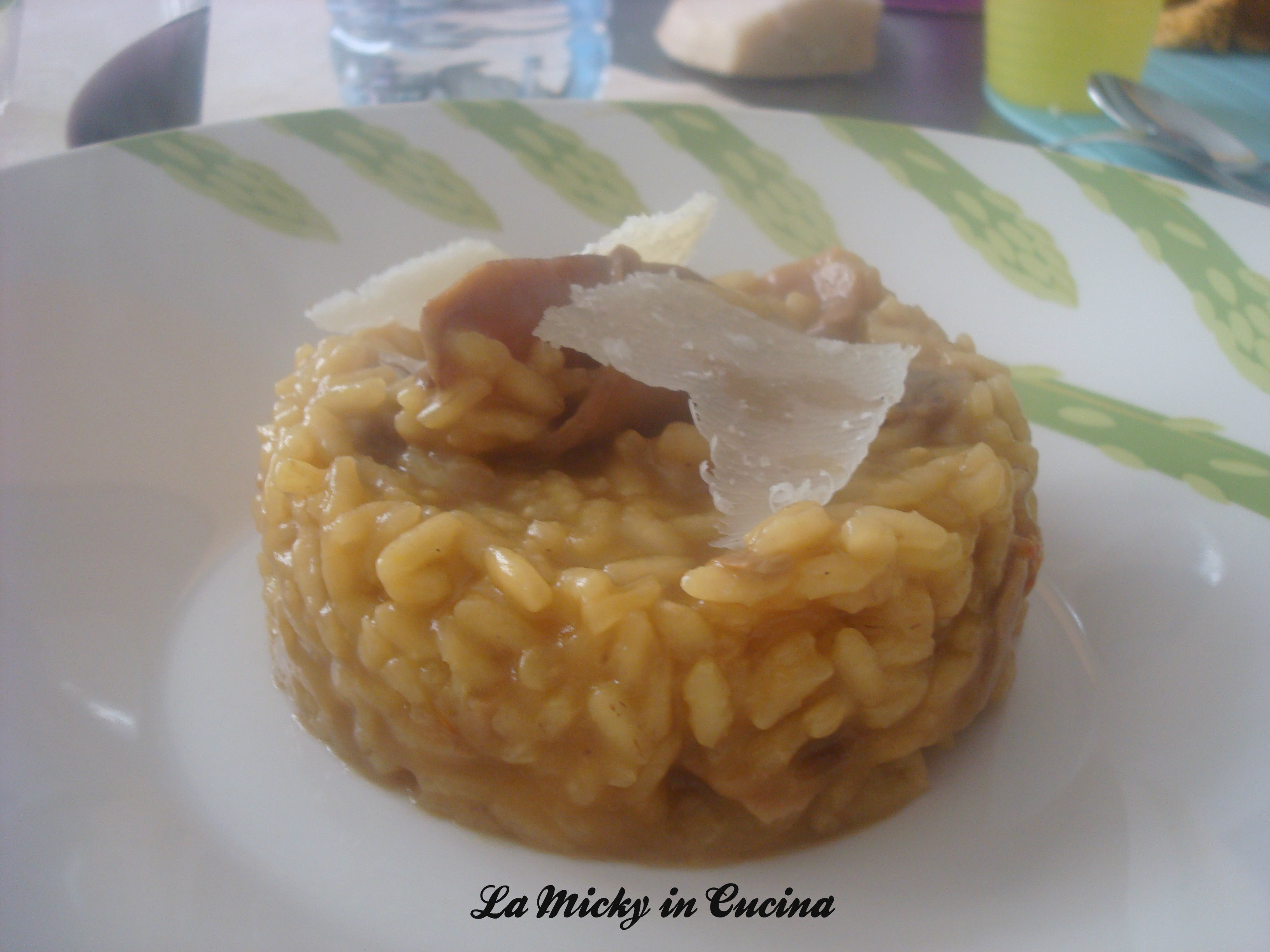 Risotto funghi e pistilli di zafferano