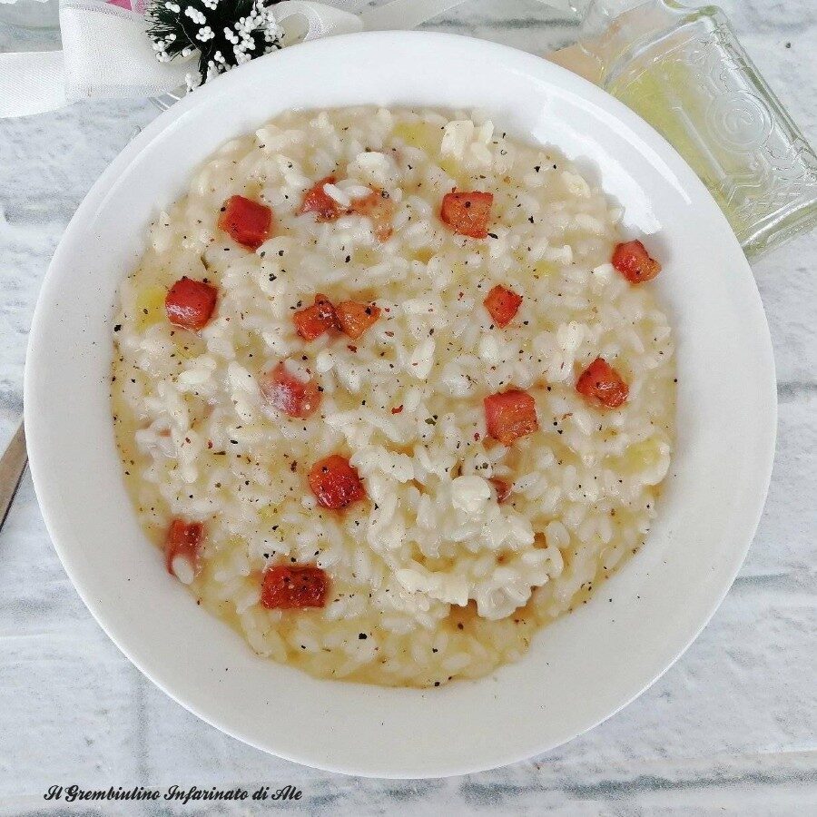Risotto in crema di patate e pecorino con guanciale croccante