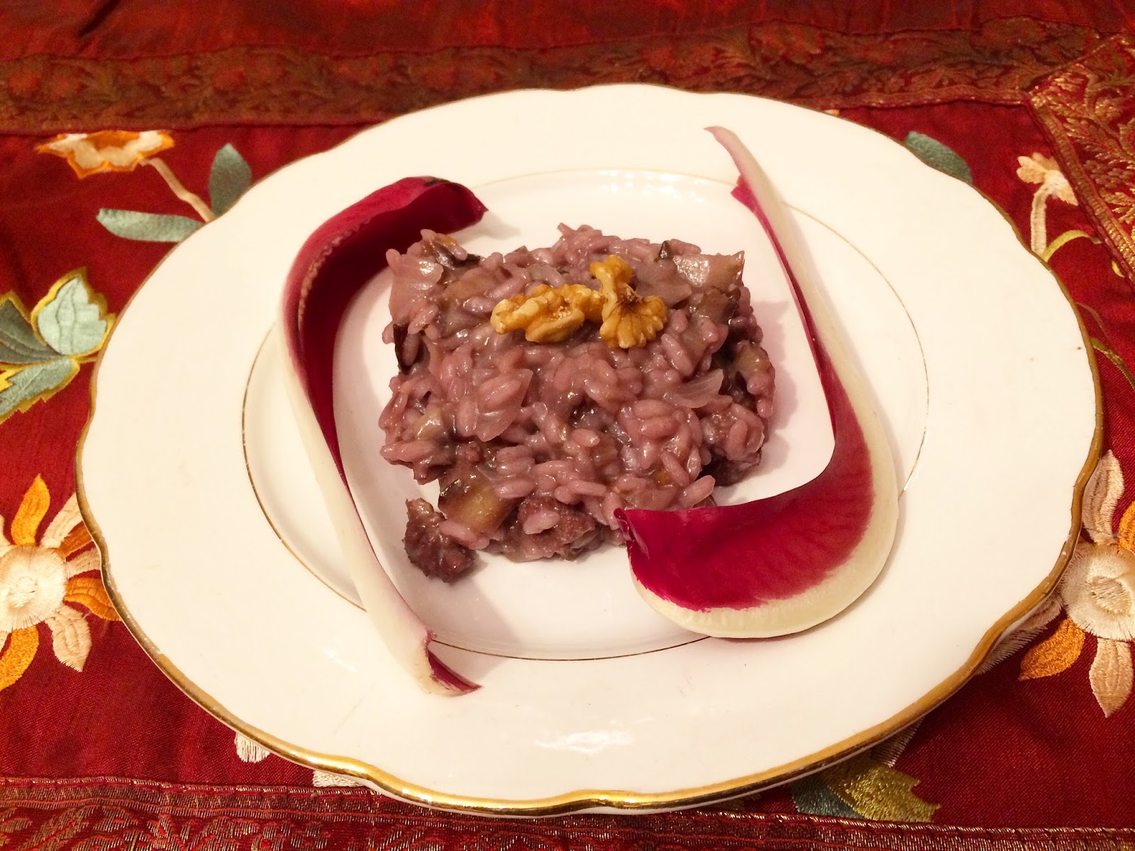 Risotto kosher radicchio, salsiccia e vino rosso, senza formaggio
