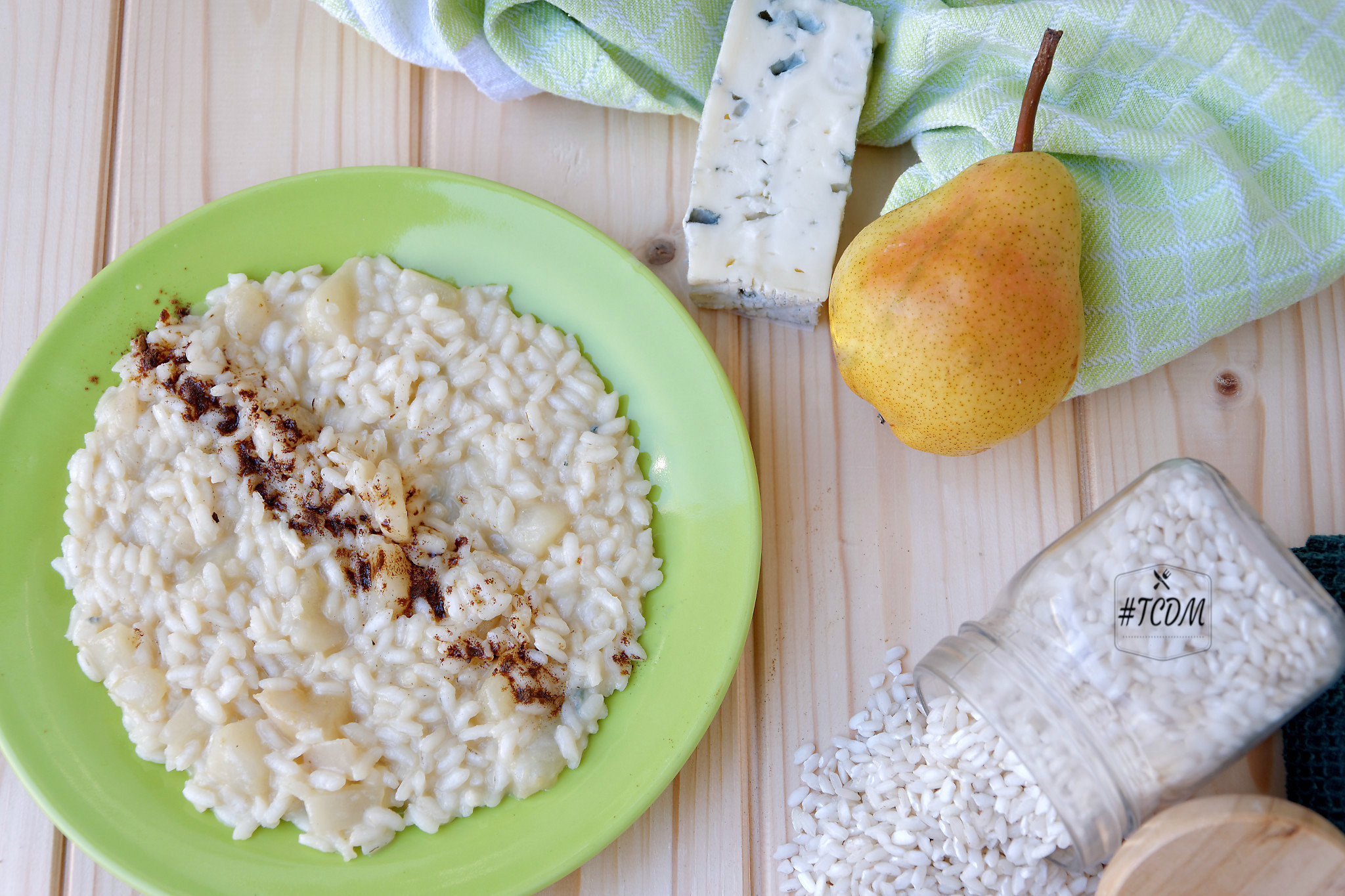 Risotto liquirizia, pere e gorgonzola