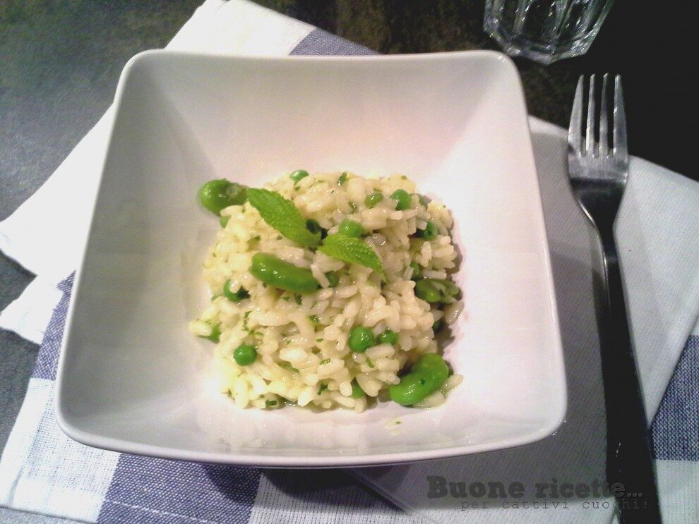 Risotto menta piselli e fave