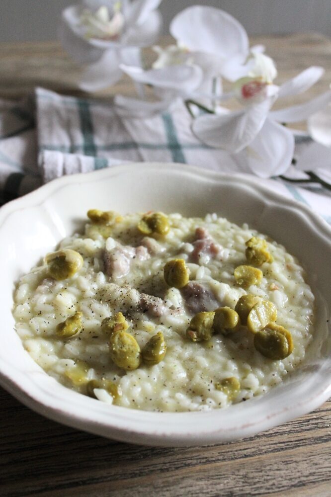 Risotto salsiccia, fave e pecorino