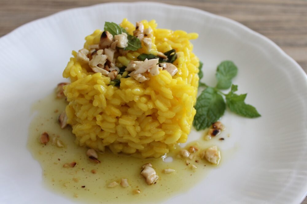 Risotto zafferano menta e mandorle