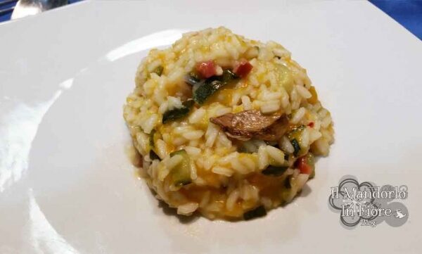 Risotto zucchine funghi e prosciutto