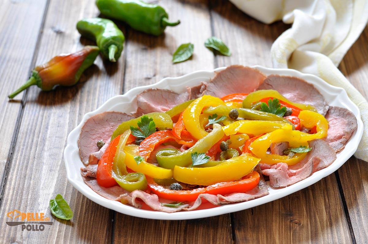 Roast beef con peperoni in agrodolce
