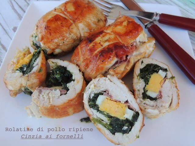Rolatine di pollo con spinaci, prosciutto e uova sode