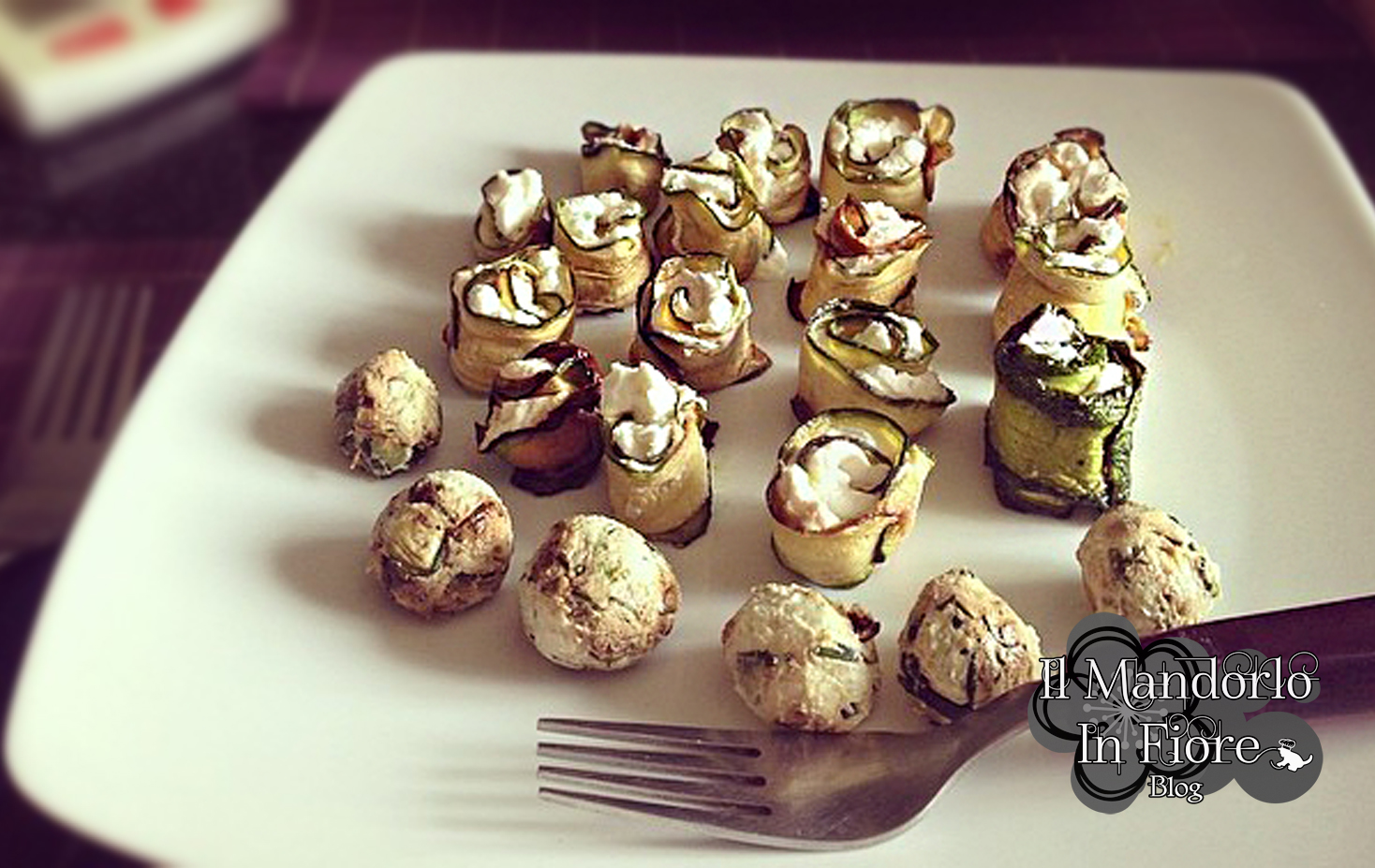 Rose di zucchine con philadelphia e menta