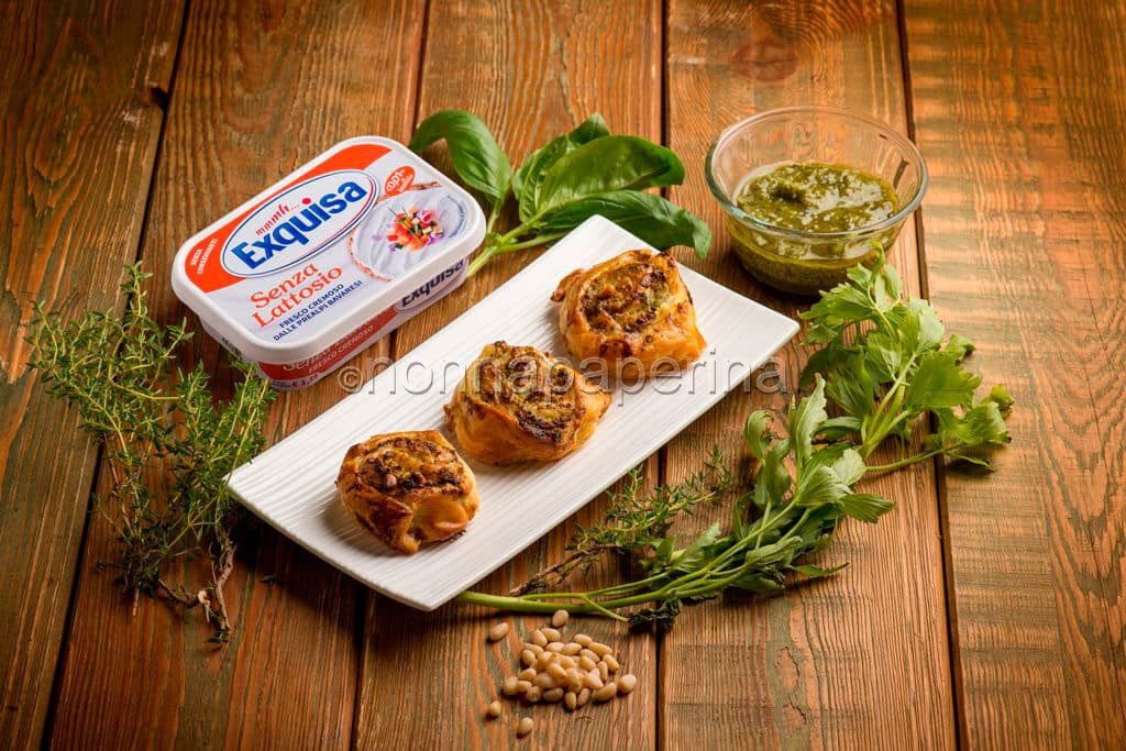 Rotelle con formaggio e pesto di levistico: un antipasto sfizioso