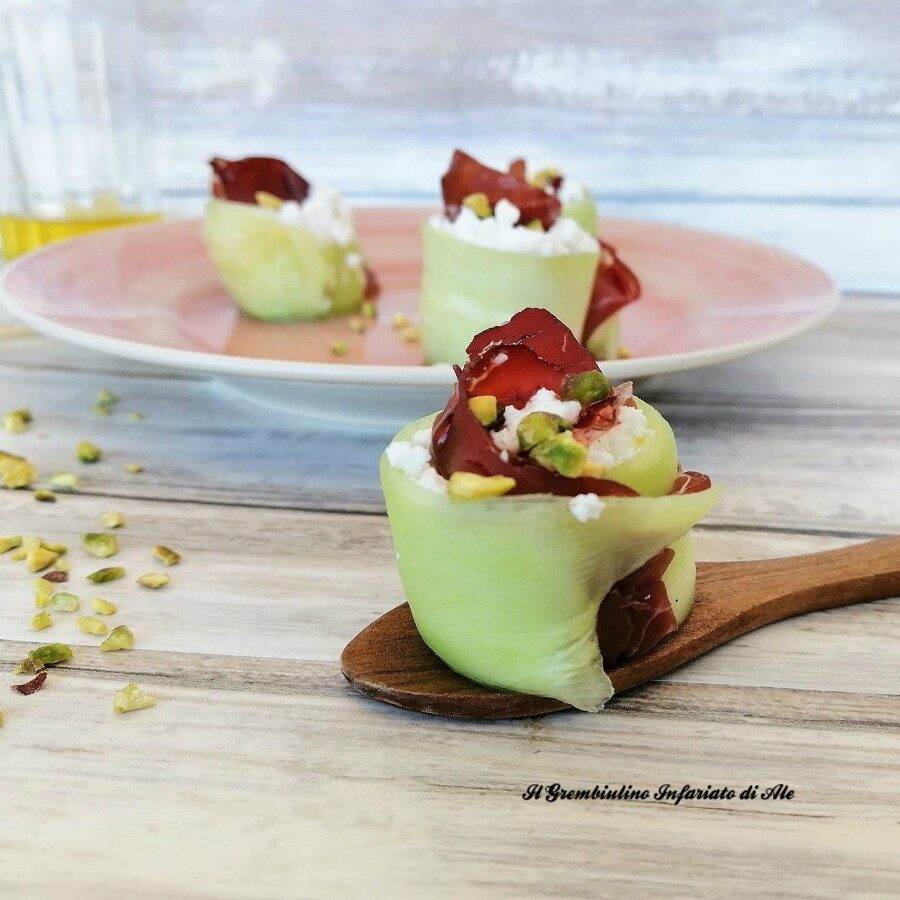 Rotolini di cetrioli con bresaola e ricotta