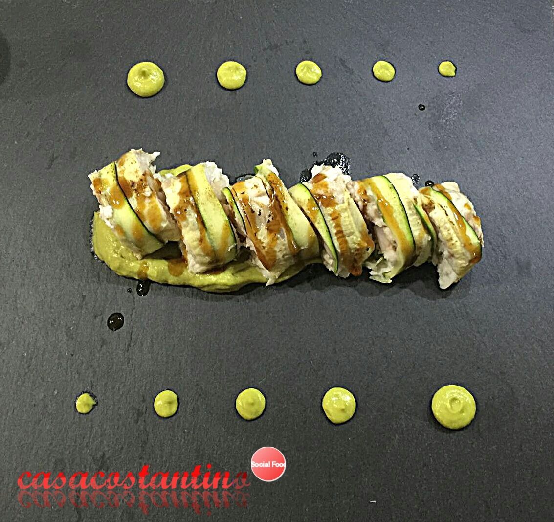 Rotolini di zucchina branzino e gamberoni su crema di avocado e salsa teriyaki – oggi cucina…emanuele