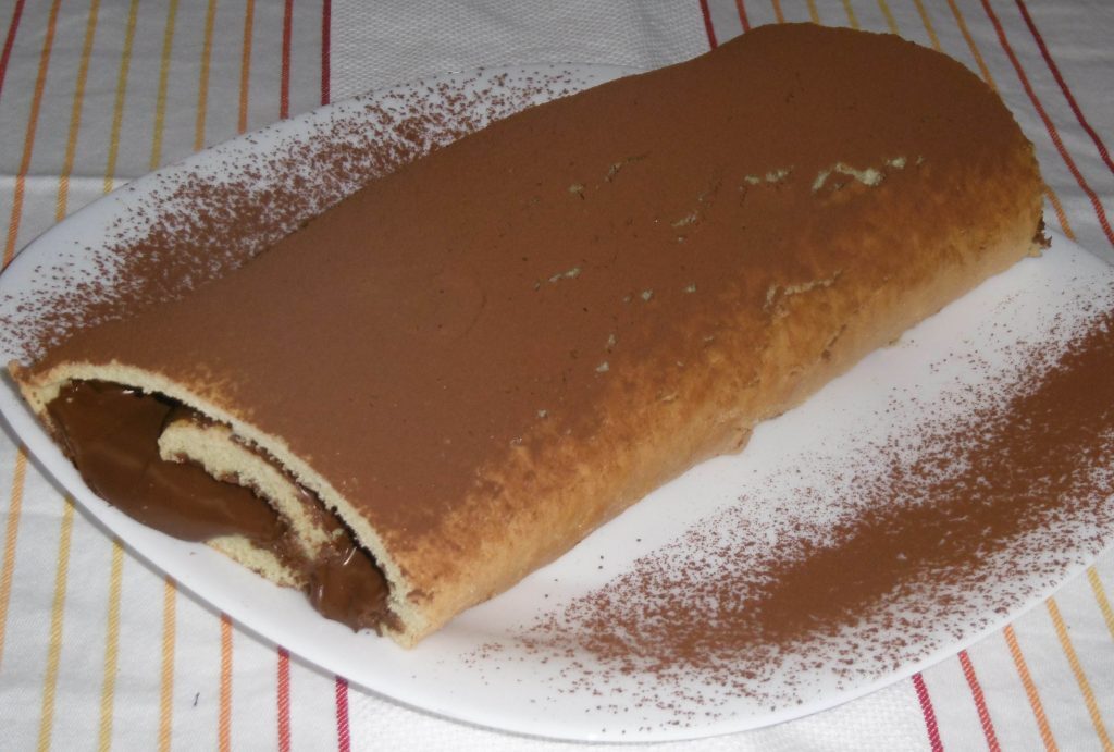 Rotolo con crema alle nocciole