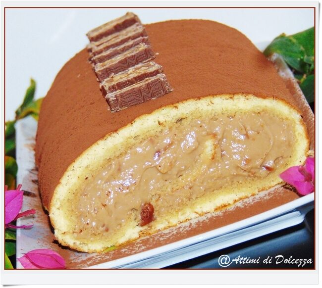 Rotolo con crema allo snickers e cacao amaro