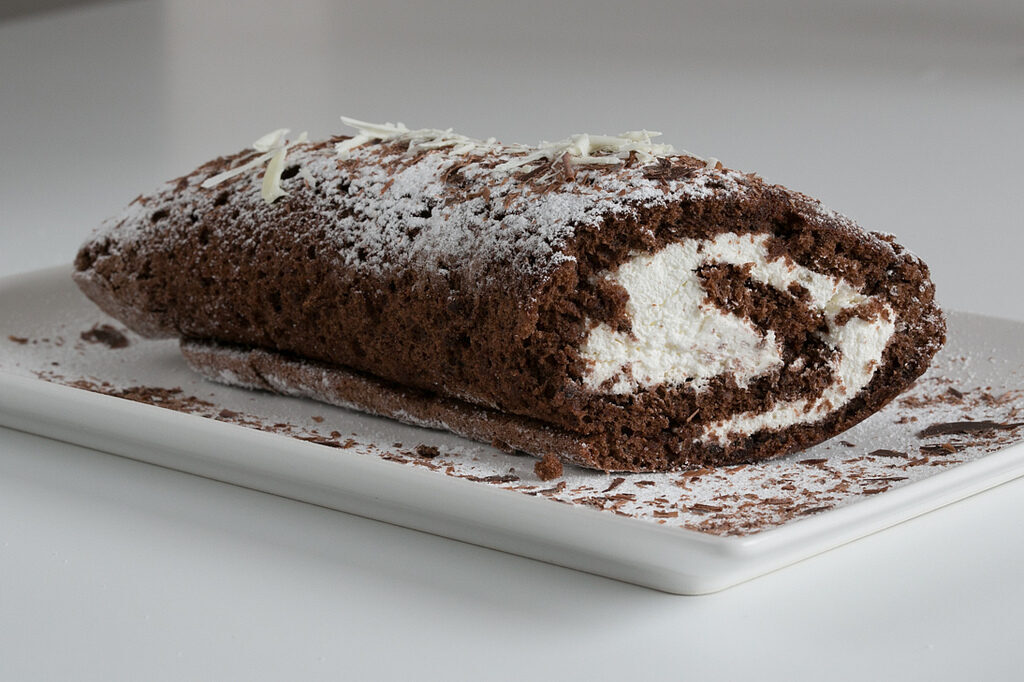 Rotolo di cioccolato e panna